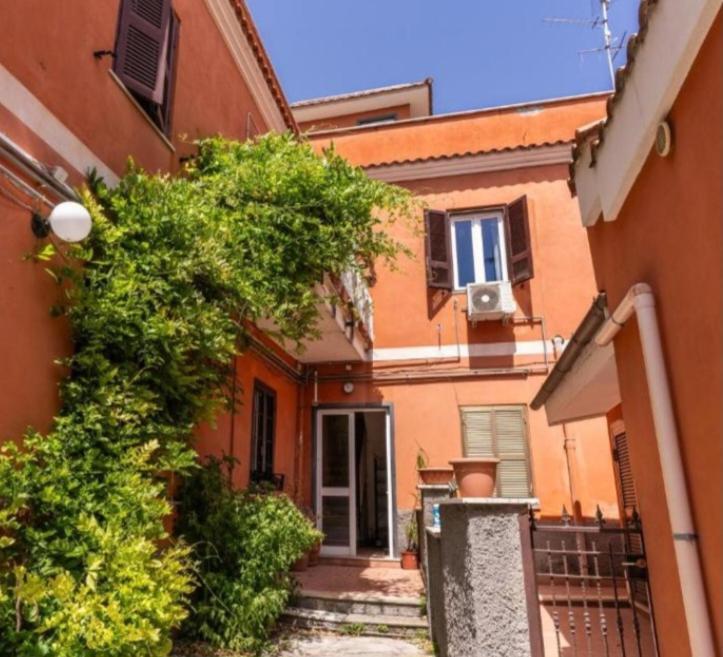 Appartamento Dell'Acquedotto Romano Luaran gambar